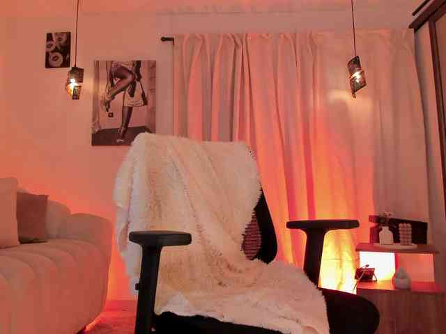 IsabellaLux- webcam