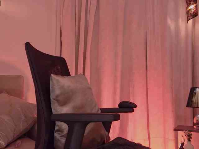 IsabellaLux-