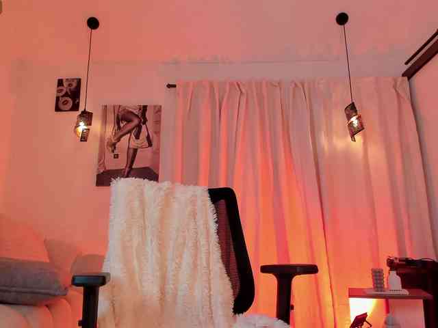 IsabellaLux- webcam