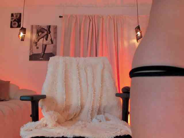 IsabellaLux- webcam