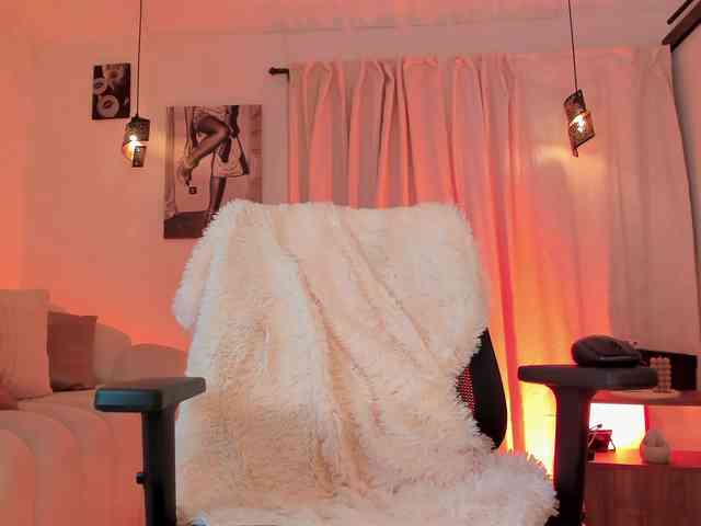 IsabellaLux- webcam