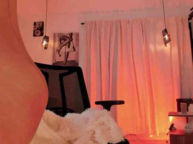 IsabellaLux- webcam