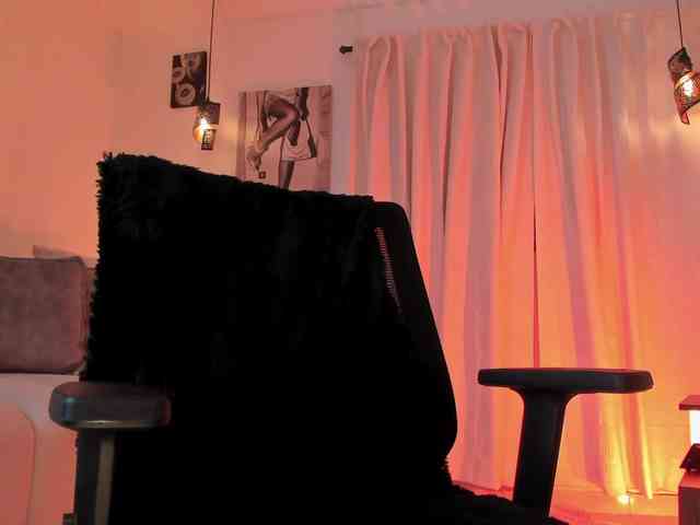 IsabellaLux- webcam