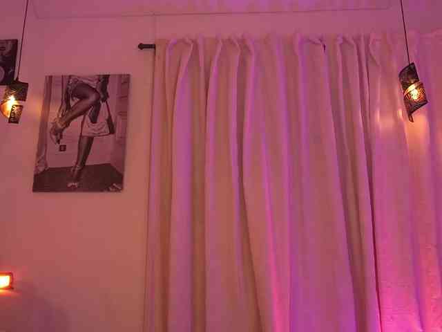 IsabellaLux- webcam