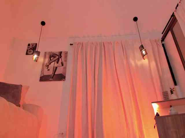 IsabellaLux- webcam