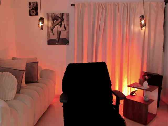 IsabellaLux- webcam