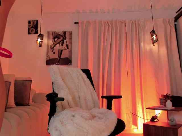 IsabellaLux- webcam