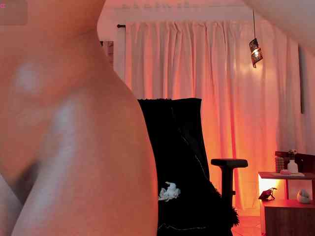 IsabellaLux- webcam