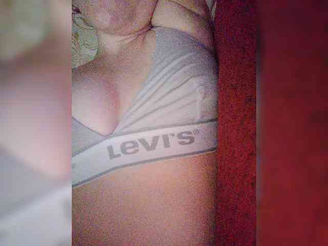 Valerieee69 webcam