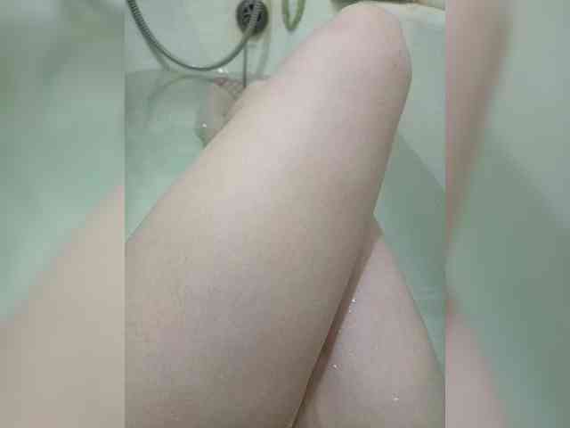 Valerieee69 webcam
