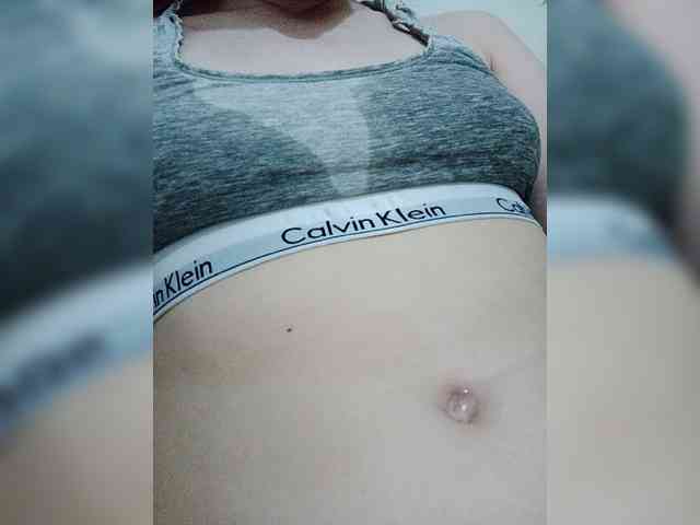 Valerieee69 webcam