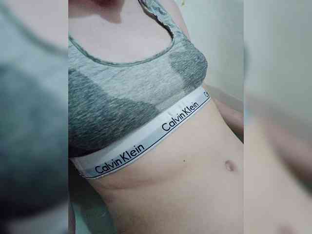Valerieee69 webcam