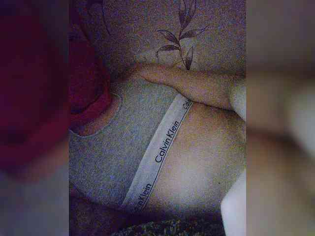 Valerieee69 webcam