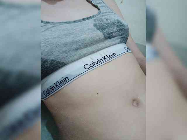 Valerieee69 webcam