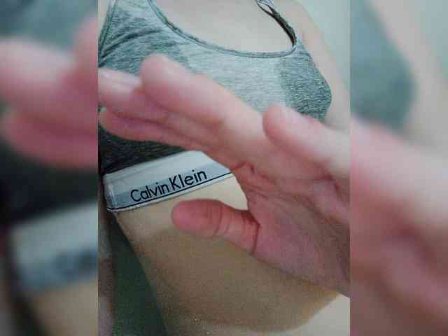 Valerieee69 webcam