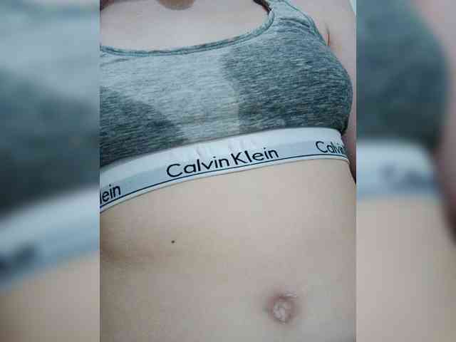 Valerieee69 webcam
