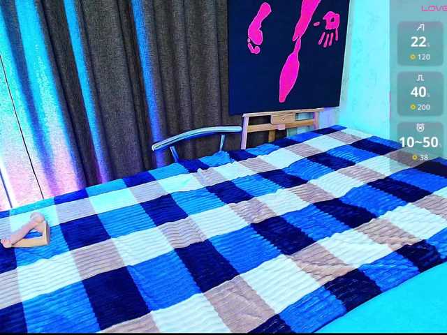 EllaPixy live cam on BongaCams