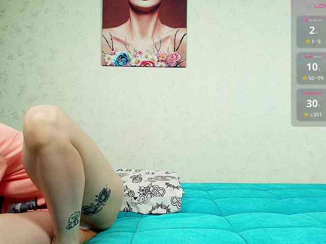 Model: ellapixy