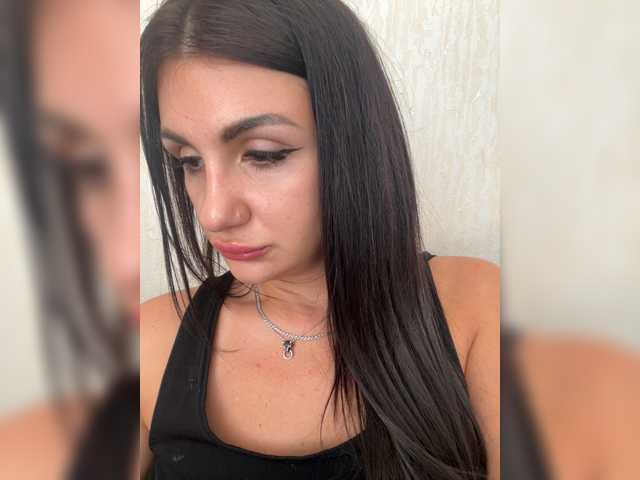 KrastyKiss live cam preview