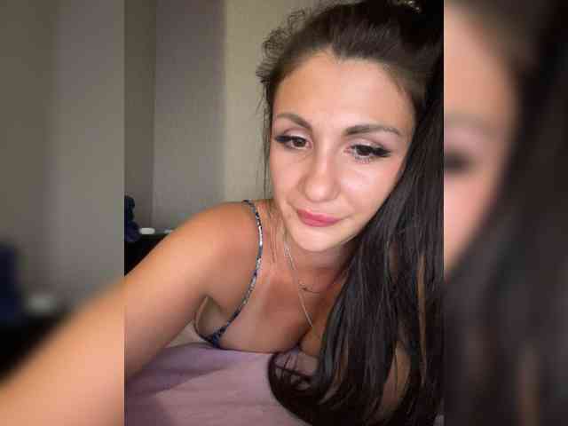 KrastyKiss Live Webcam on BongaCams