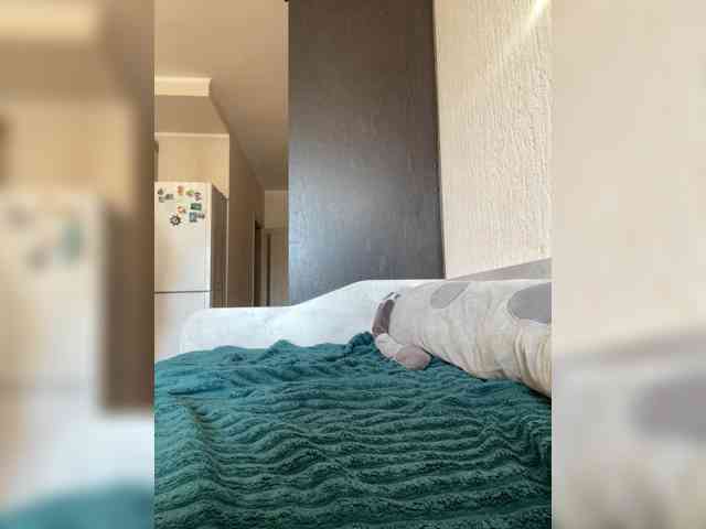 KrastyKiss webcam