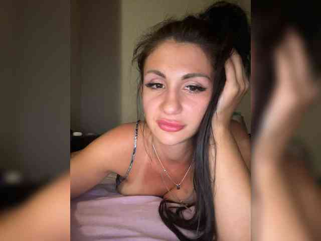KrastyKiss webcam