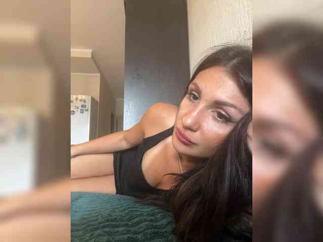 KrastyKiss webcam