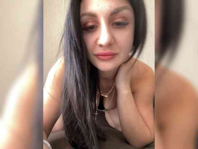KrastyKiss webcam