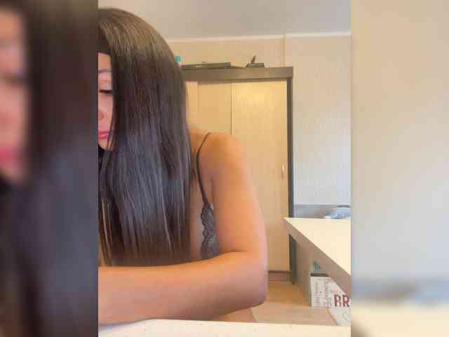 KrastyKiss webcam