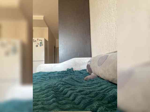 KrastyKiss webcam