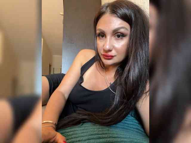 KrastyKiss webcam