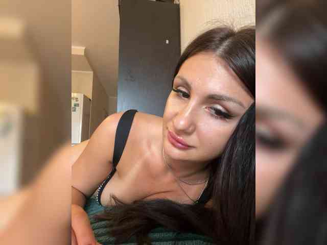 KrastyKiss Live Webcam on BongaCams