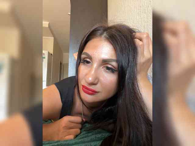 KrastyKiss webcam