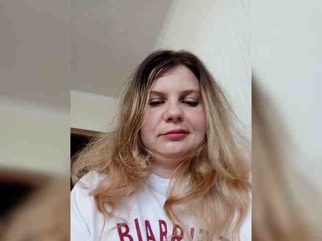 SexyDina webcam