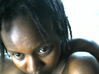 FREAKYSHIL's Live Webcam