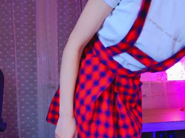 Bella-Rosee4u live cam on BongaCams