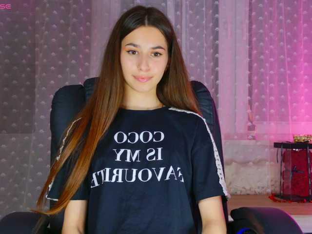 Bella-Rosee4u live cam on BongaCams