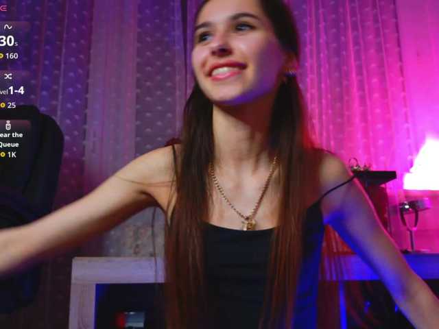 Bella-Rosee4u live cam on BongaCams