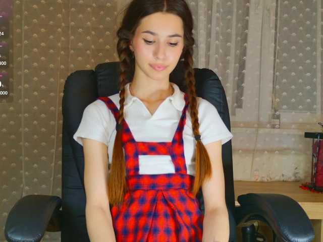 Bella-Rosee4u live cam on BongaCams