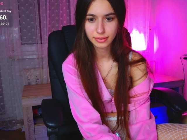 Bella-Rosee4u live cam on BongaCams