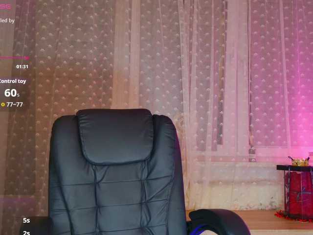 Bella-Rosee4u live cam on BongaCams