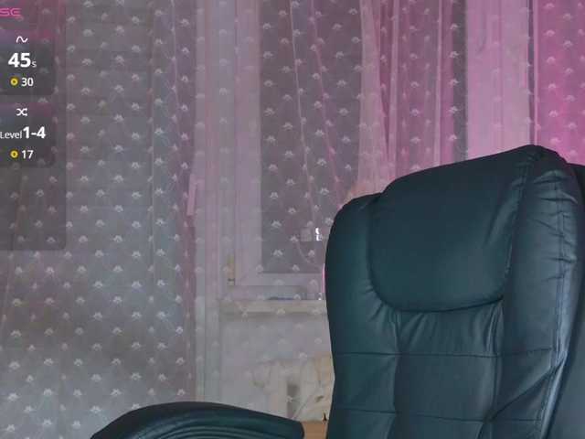 Bella-Rosee4u live cam on BongaCams