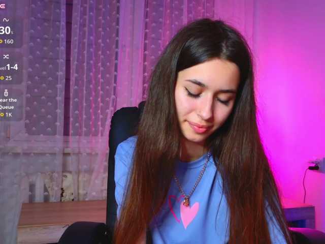 Bella-Rosee4u live cam on BongaCams