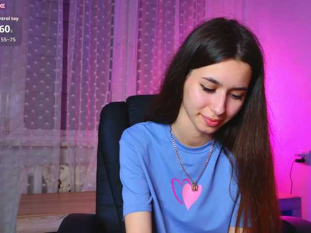 Bella-Rosee4u live cam on BongaCams