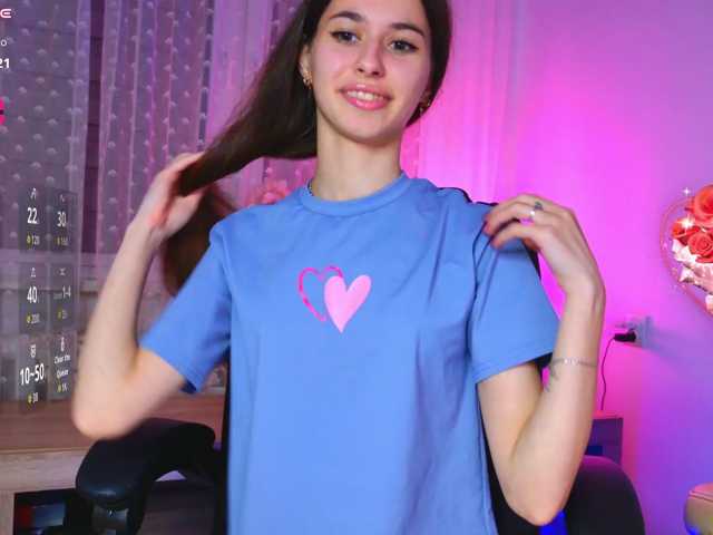 Bella-Rosee4u live cam on BongaCams