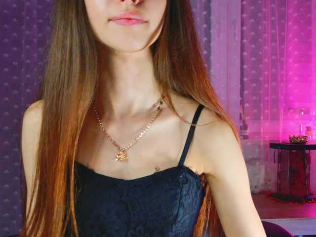 Bella-Rosee4u live cam on BongaCams