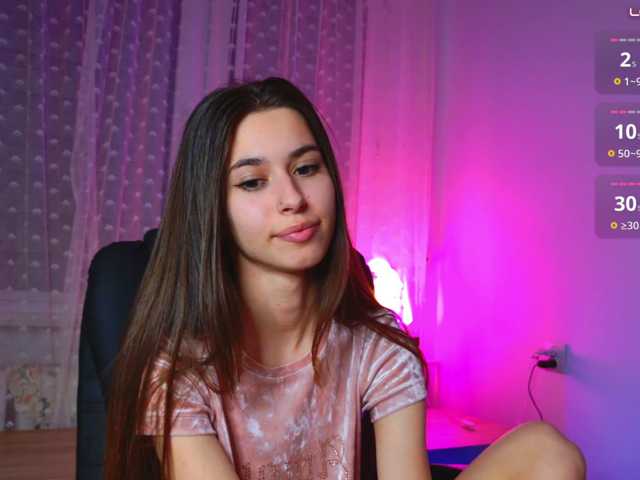 Bella-Rosee4u live cam on BongaCams