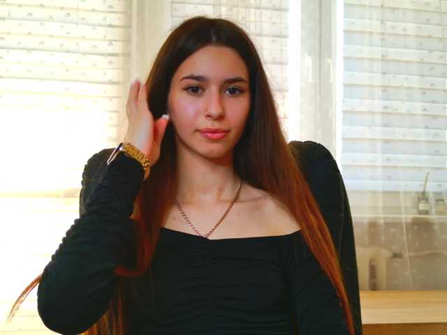 Bella-Rosee4u live cam on BongaCams