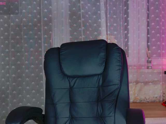 Bella-Rosee4u live cam on BongaCams
