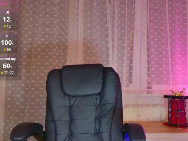 Bella-Rosee4u live cam on BongaCams